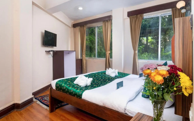 Muscatel Roma - 400 Mts from Mall Road