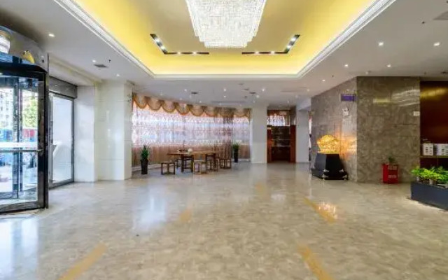 Licheng Hotel (Dazhong Road Pedestrian Street)