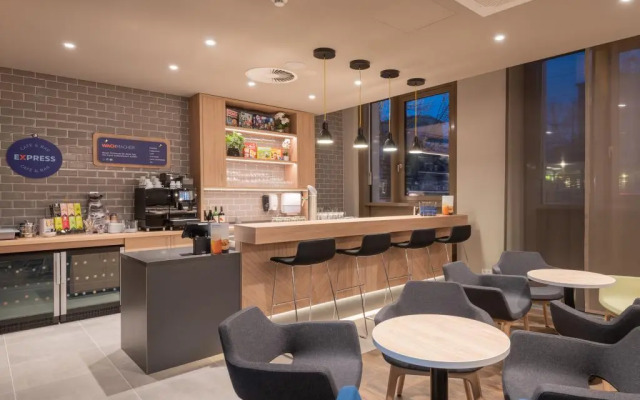 Holiday Inn Express and Suites Potsdam by IHG