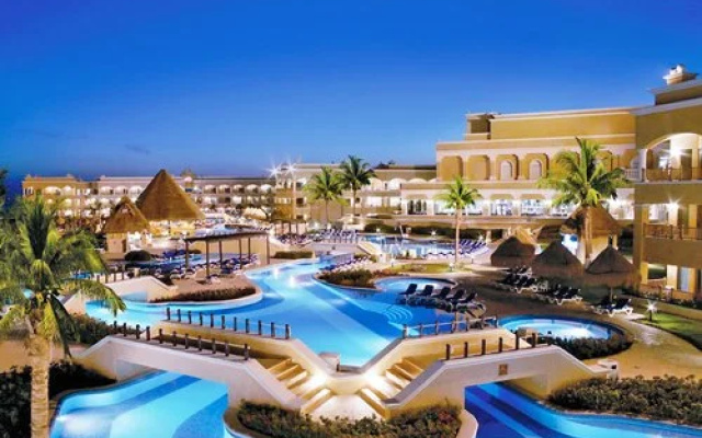 Aventura Cove, Puerto Aventuras, Mexico