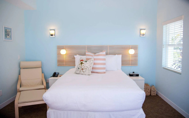 Casey Key Resorts - Beachfront