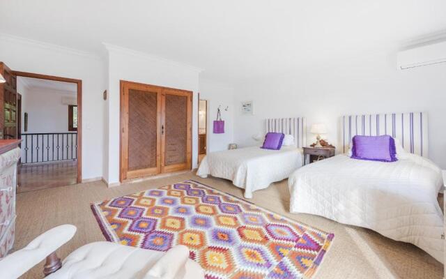Can Punxa Dalt - Traditional Villa with Heatable Pool