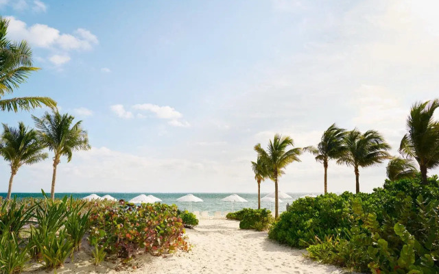 SLS Playa Mujeres – ALL Inclusive Collection