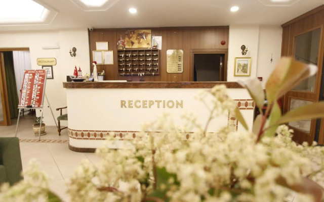 Hotel Ave Maria