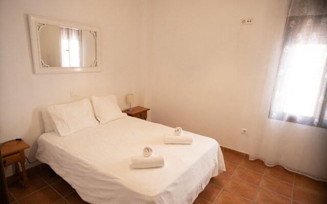 Casa con patio andaluz en ronda  centro