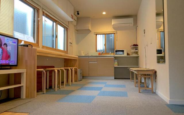 Osaka Guesthouse SAYURI TENGACHAYA Ekimae