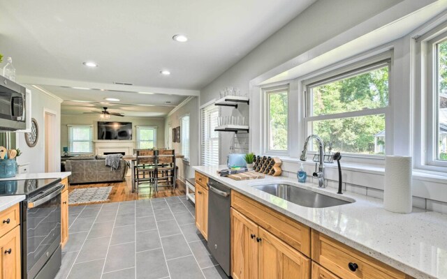 Chic Charlotte Retreat < 3 Miles to Downtown!