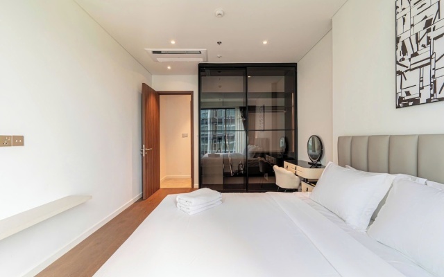 The CREST Premier Residence – Guest Rooms – Ho Chi Minh City