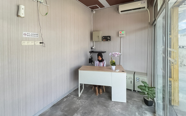 RedDoorz @ Jalan Srikandi Pekanbaru