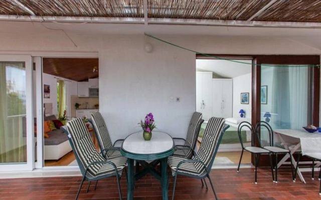 Jadro - 250 m From Beach - A1