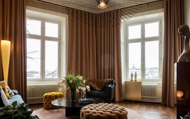Lydmar Hotel