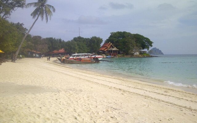 Phi Phi Coralbay