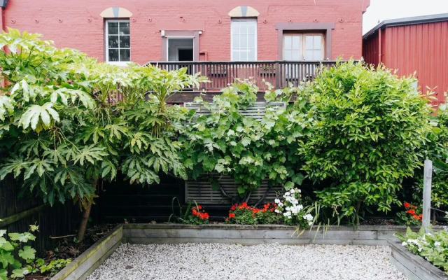 Pomeroy's on Kilmore