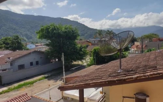 Pereque Açu, 200 m. praia. Aconchegante e espaçoso