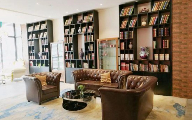 Qingluan Holiday Hotel