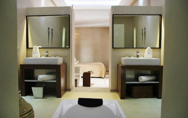 Riad Houma