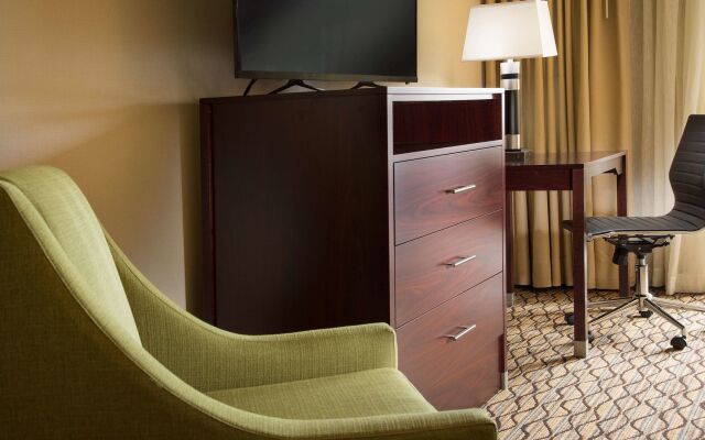 Holiday Inn Portland - Columbia Riverfront, an IHG hotel