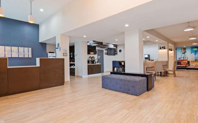 Best Western Plus New Barstow Inn & Suites