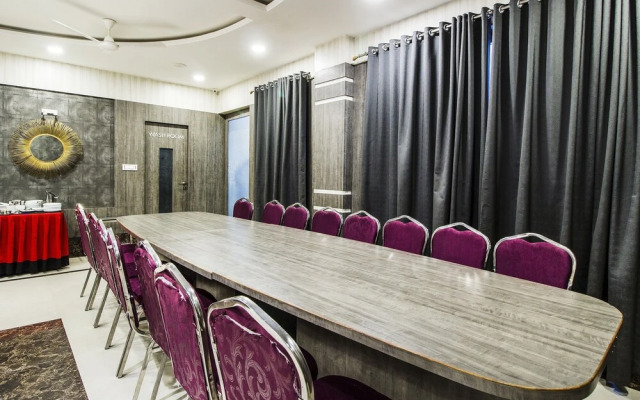 FabHotel Anmol's Classic Napier Town
