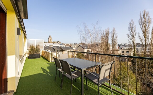 Italian Design Urban View Penthouse