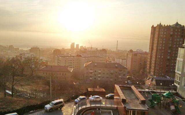 Апартаменты на ул. Комарова, 58-218