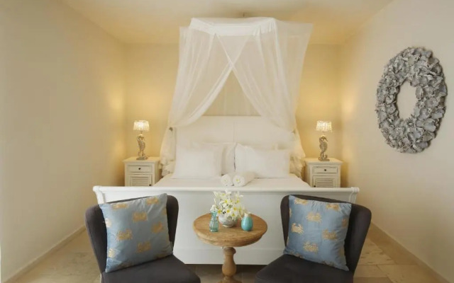 Ocean Breeze Bonaire Apartments