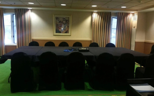 Horseshoe Black Hawk - A Caesars Rewards Destination