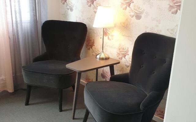Smålandsstenar hotell