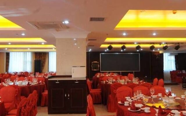 Long Fei Yuan Hotel