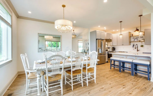 Waterfront Maryland Vacation Home: Private Beach!