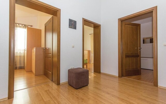 Awesome Home in Vodnjan With Wifi and 3 Bedrooms