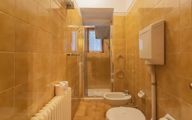 Front Lake Apartment With Private Funicular by Rent all Como