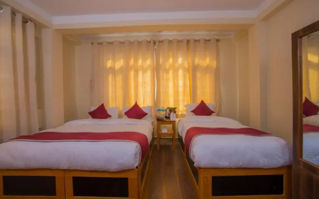 Asha Lodges By OYO Rooms