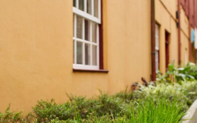 Riverside (with 3 Bedrooms) by JC