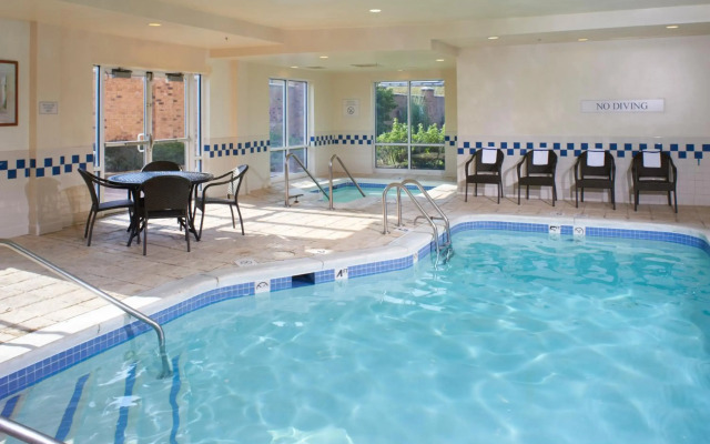 Fairfield Inn and Suites by Marriott Indianapolis East