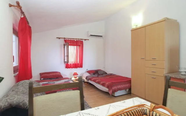 Apartment 1665