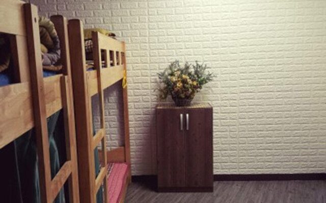 Elmar Guesthouse - Hostel