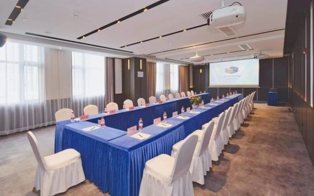 Hampton By Hilton Shenzhen North Station