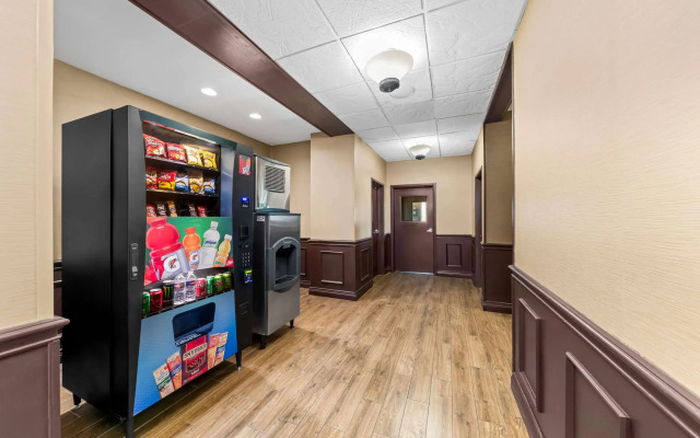 Comfort Inn & Suites Near Lake Lewisville