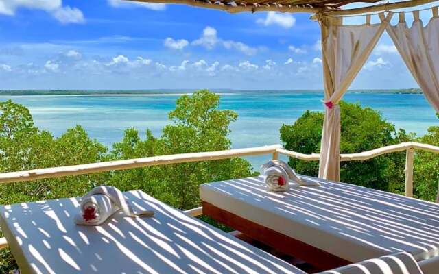 Rock And Sea Resort,baobab Suite