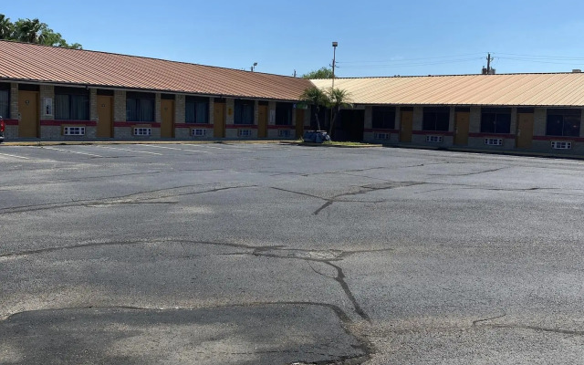 Executive Inn and Suites