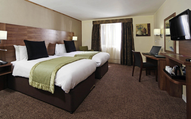 voco Letchworth Hall by IHG