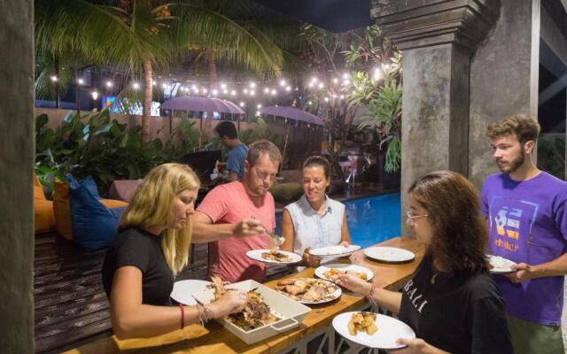 Interconnection Hostel