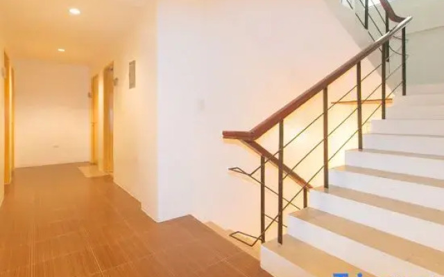 RedDoorz @ Zenova Hotel