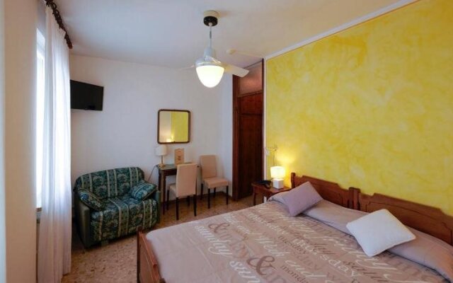 Piccolo Hotel