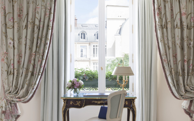 Hotel Le Bristol Paris