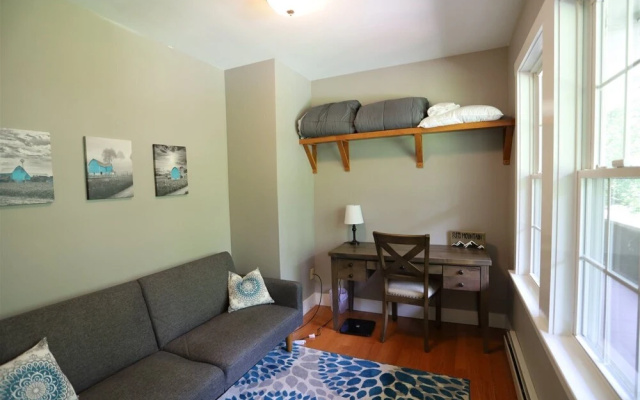 Just Listed! Pet Friendly Newly Renovated Private Home in the White Mountains Next Door to Owl`s Nest Golf Course-os227c