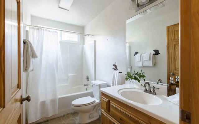 Summit Cabin 1 - Jumper