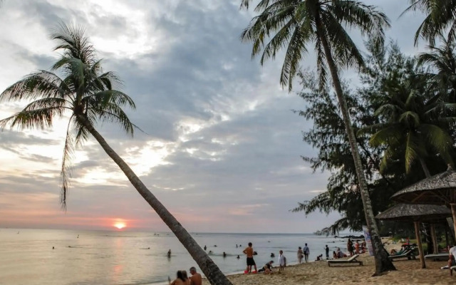 Coco Palm Beach Resort & Spa