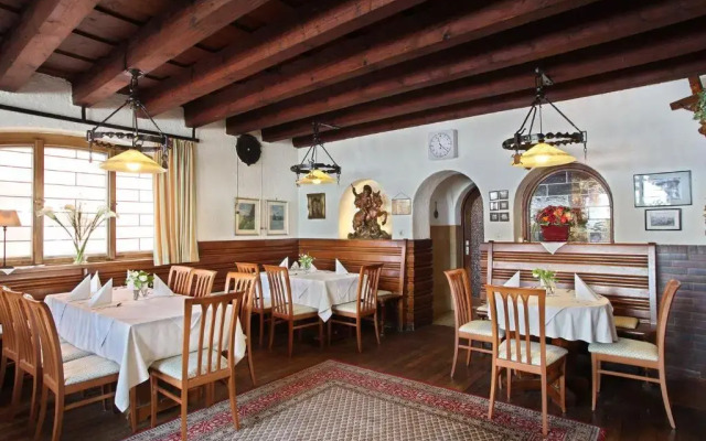 Hotel Traubenbra U